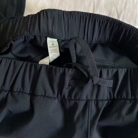 Lululemon - Picture 6 of 6